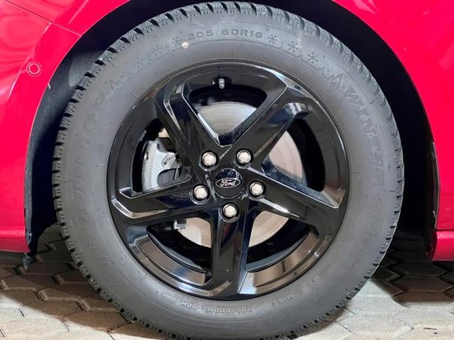 Ford Focus ST Line Wagon