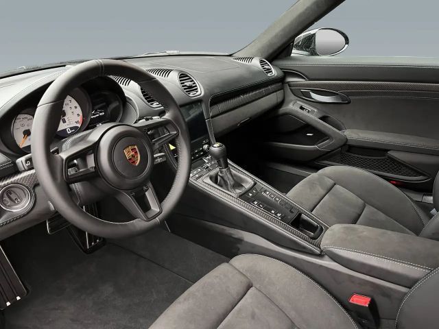 Porsche Cayman 718 RS