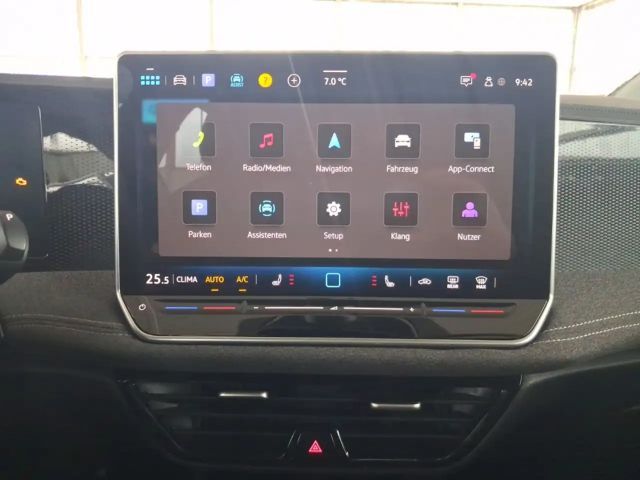 Volkswagen Passat 1.5 eTSI DSG Variant