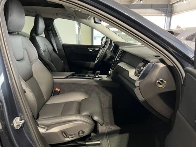 Volvo XC60 AWD Dark Plus Recharge T6