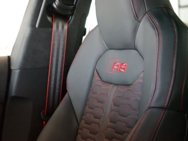 Audi RS Q8 Performance