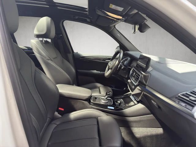 BMW X3 xDrive30e