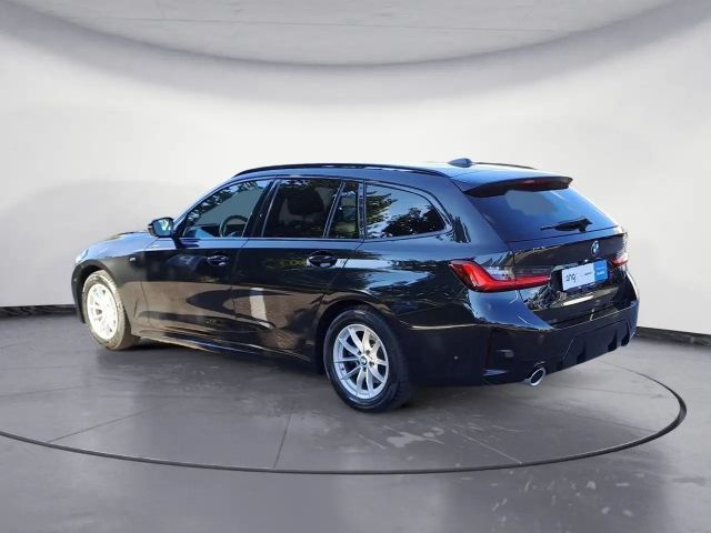 BMW 320 320i M-Sport Touring