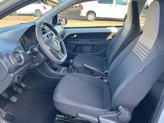 Volkswagen up! Move Move up!