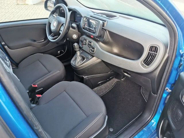 Fiat Panda 1.0 GSE 70PS Hybrid PDC / Klima