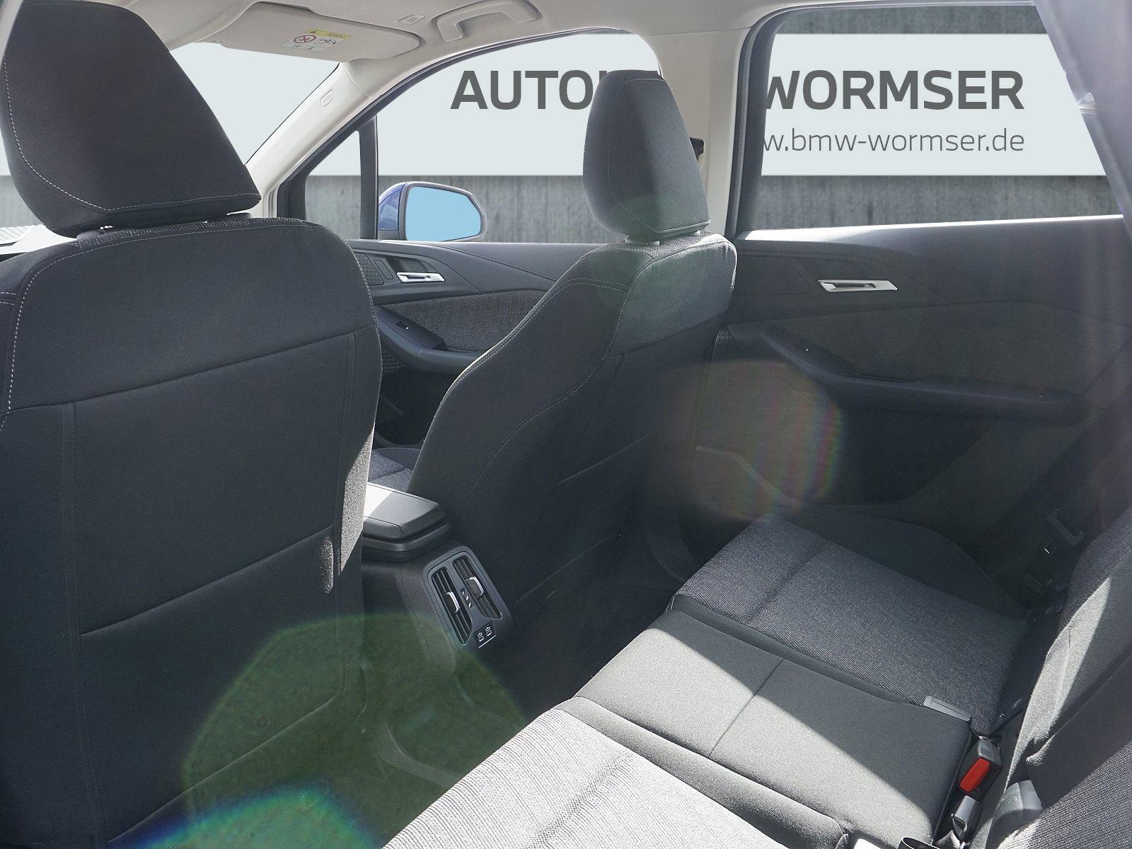 BMW 220 220i Active Tourer