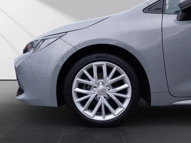 Toyota Corolla Hybride Team D