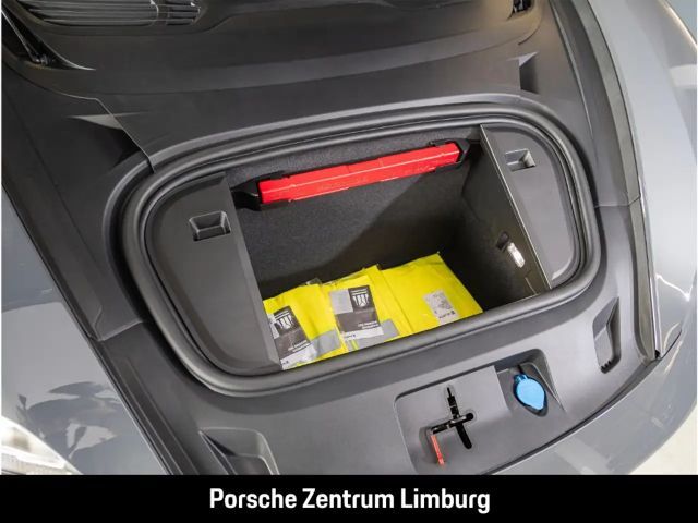 Porsche Taycan 4 Cross Turismo