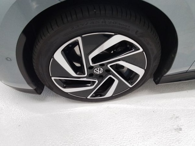 Volkswagen ID.7 IQ.Drive Pro