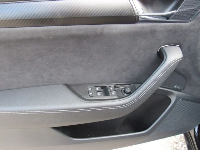 Skoda Superb 2.0 TSI 4x4 Combi Sportline