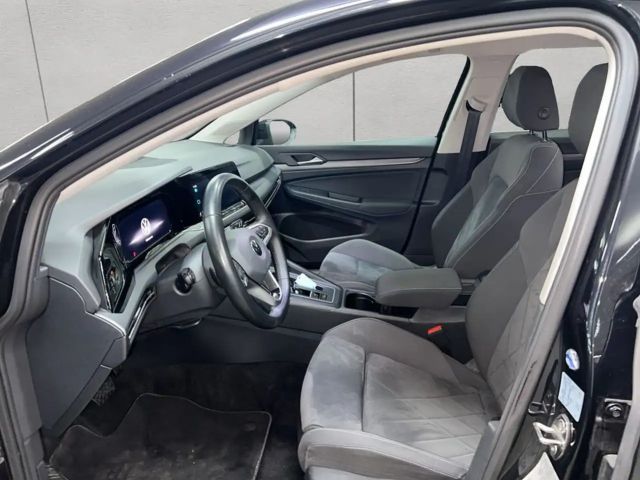 Volkswagen Golf 2.0 TDI DSG Style Variant