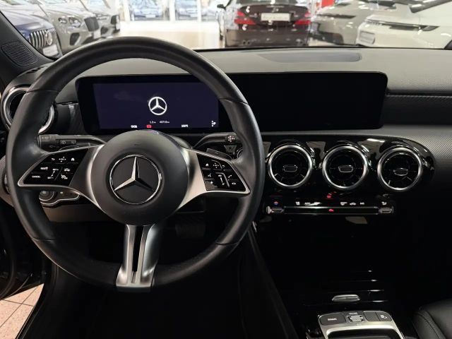 Mercedes-Benz A 180 Urban