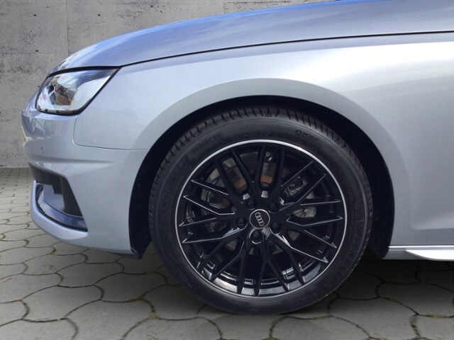 Audi A4 30 TDI Avant S-Tronic