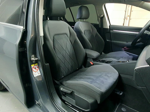 Volkswagen Golf 2.0 TDI DSG Style