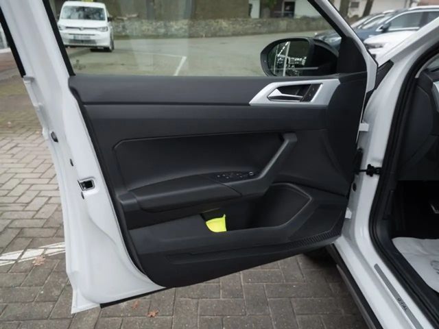 Volkswagen Taigo Goal TSI 6-Gang Navi uvm