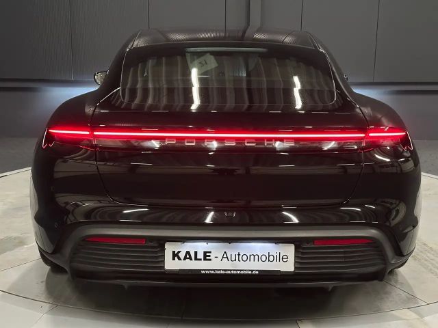 Porsche Taycan 4S