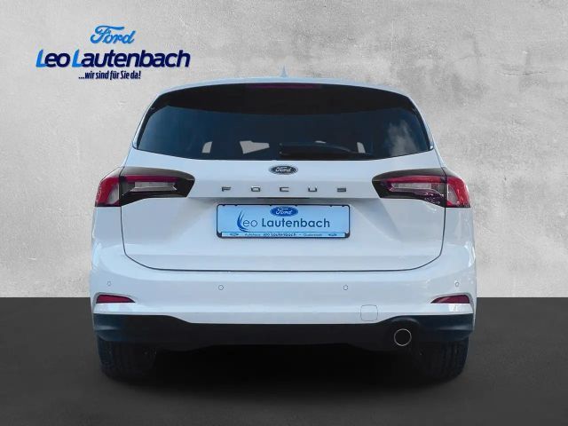 Ford Focus Cool & Connect Wagon