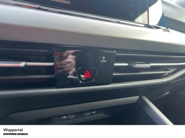 Volkswagen Golf 1.5 TSI Life