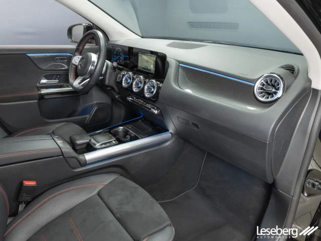 Mercedes-Benz GLA 180 AMG Line