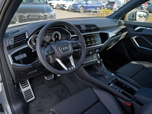 Audi Q3 35 TFSI S-Line