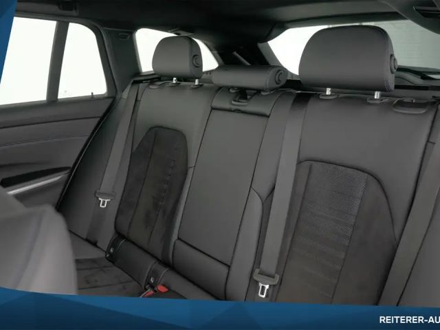 BMW 330 330e M-Sport xDrive