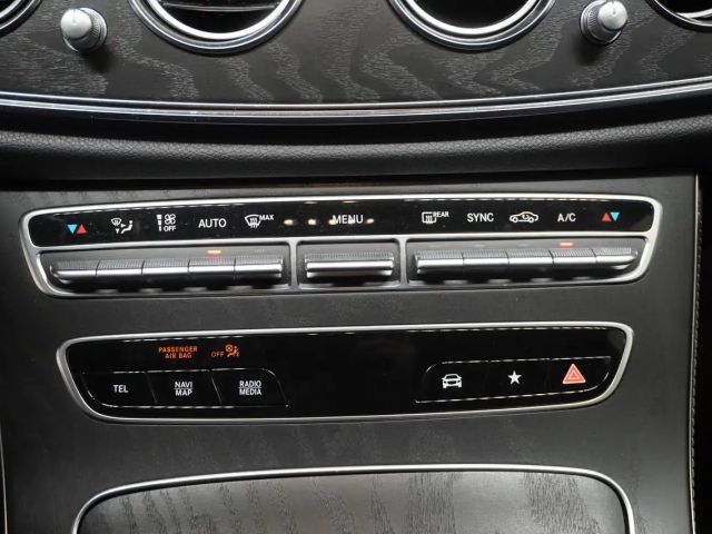 Mercedes-Benz E 200 E 200 d