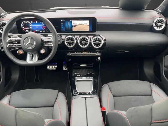 Mercedes-Benz CLA 35 AMG AMG Line Coupé