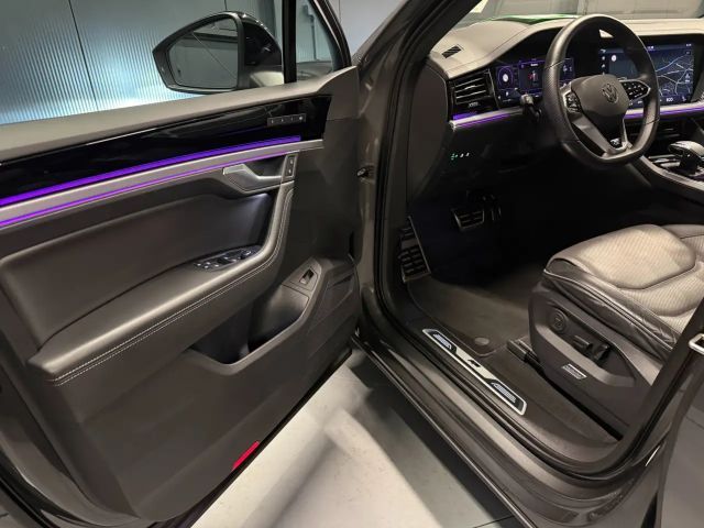 Volkswagen Touareg R-Line Style