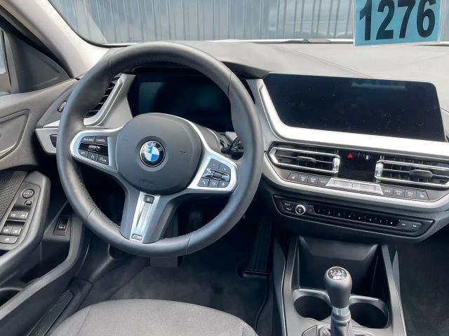 BMW 116 116i 5-deurs Sedan