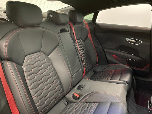 Audi RS e-tron GT Quattro