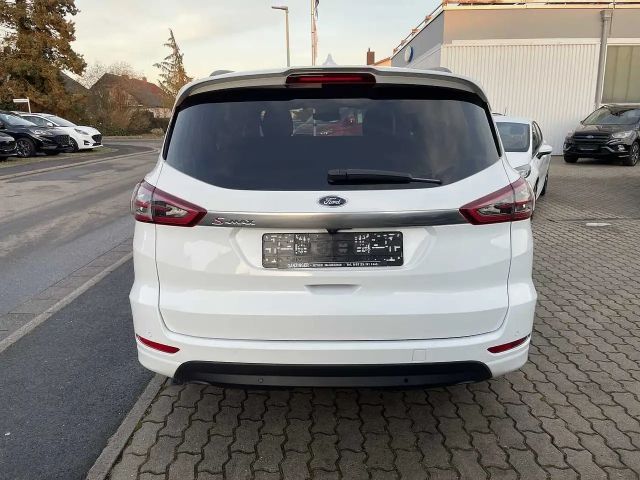 Ford S-Max ST Line
