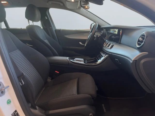 Mercedes-Benz E 300 E 300 e Estate
