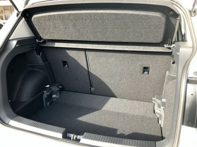 Volkswagen T-Cross 4Me TSI