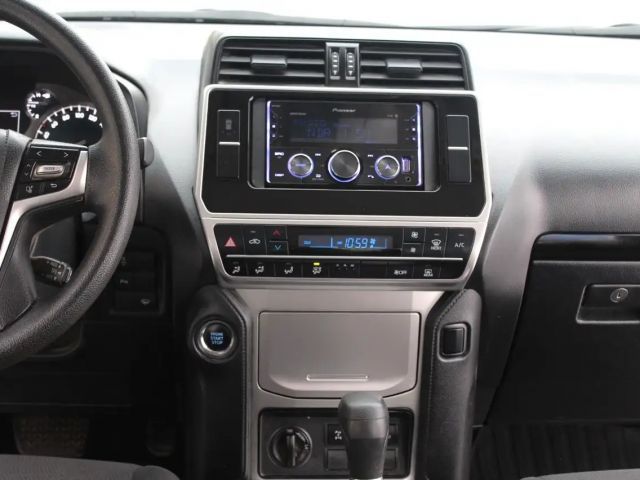 Toyota Land Cruiser Basis Vierwielaandrijving