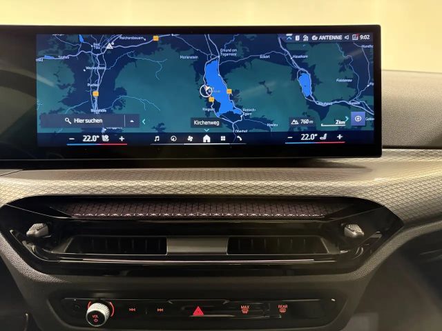 BMW 330 330d M-Sport Touring xDrive