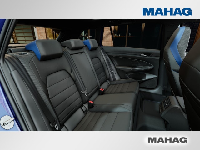 Volkswagen Golf 2.0 TSI Golf VIII Variant