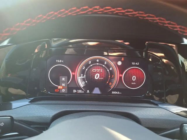 Volkswagen Golf 2.0 TSI DSG GTI