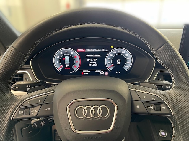 Audi A4 40 TFSI Avant Quattro S-Line S-Tronic