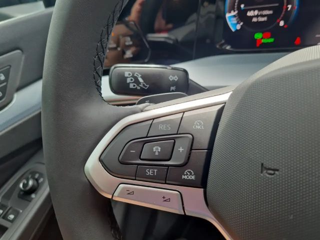 Volkswagen Golf 1.5 eTSI Golf VIII Variant