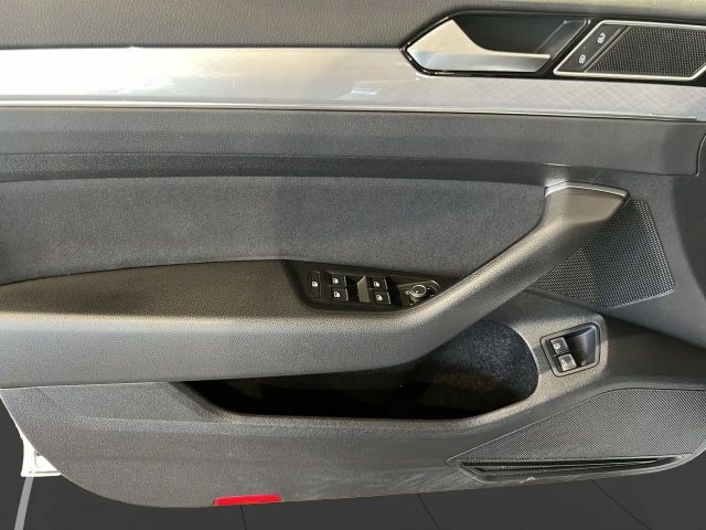 Volkswagen Passat GTE Variant