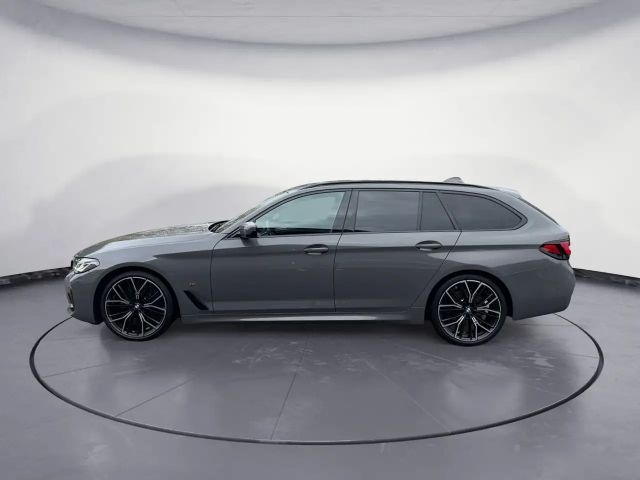 BMW 530 530d M-Sport Touring xDrive