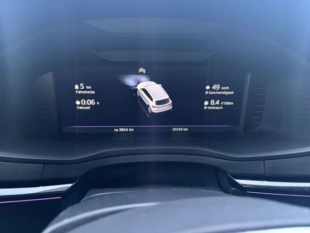 Skoda Karoq Style Style