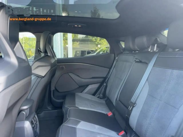 Ford Mustang Mach-E AWD GT