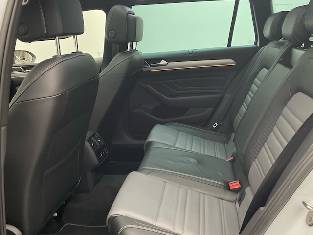 Volkswagen Passat 2.0 TDI R-Line Variant