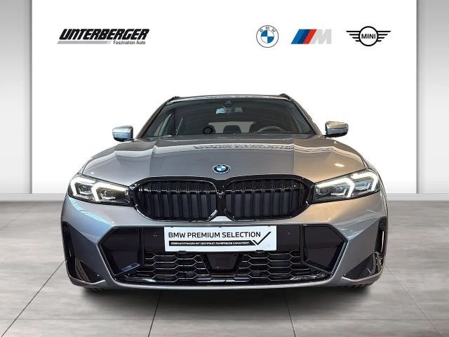 BMW 330 330e M-Sport xDrive