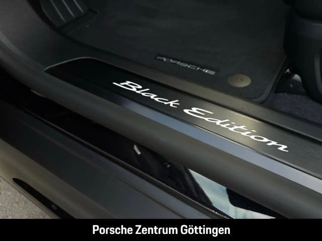 Porsche Taycan 4 Black Edition
