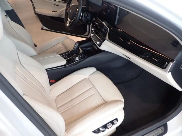 BMW 530 530d Touring xDrive