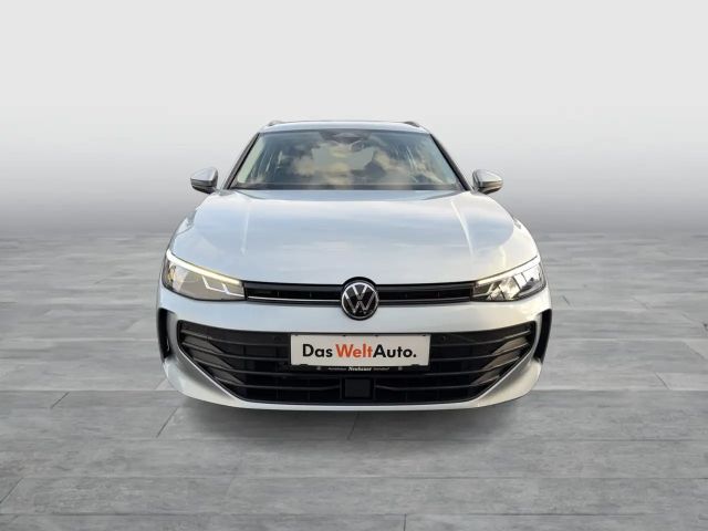 Volkswagen Passat 1.5 eTSI Business Variant