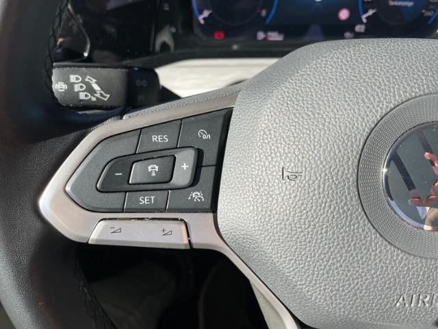 Volkswagen Golf 1.5 TSI Golf VIII