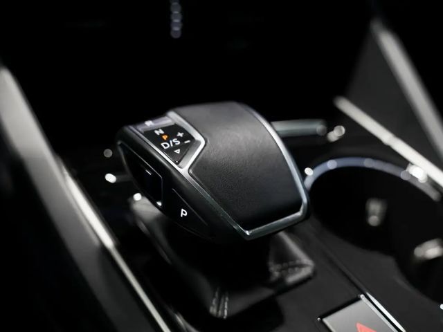 Volkswagen Touareg R-Line Style